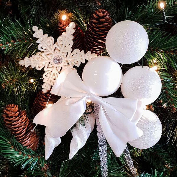 All white decoration