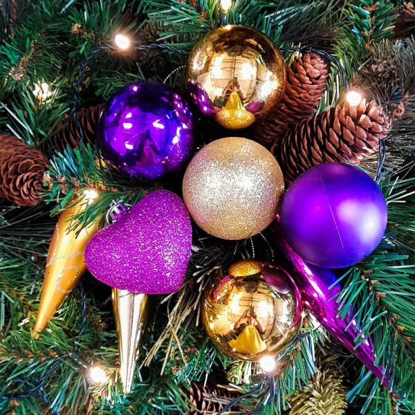 Purple and gold decoration